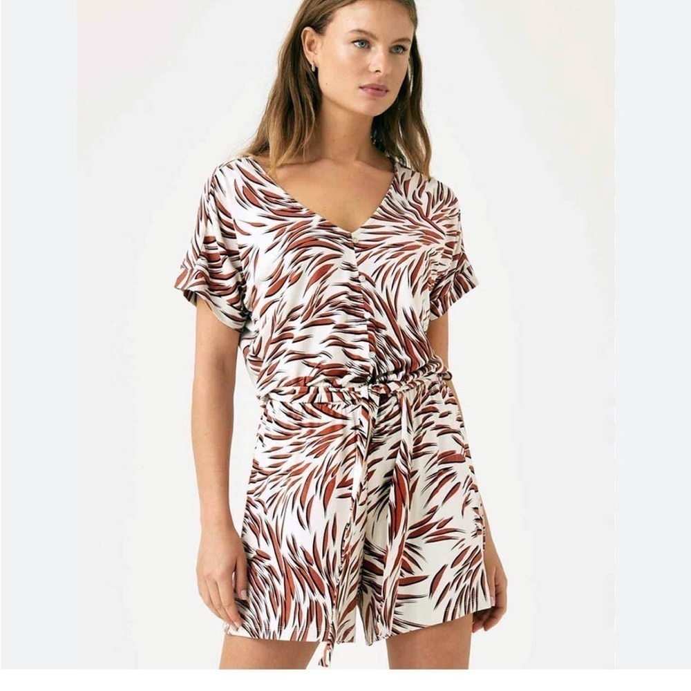 GARCIA rust colour zebra print jersey knit short sleeve romper size medium